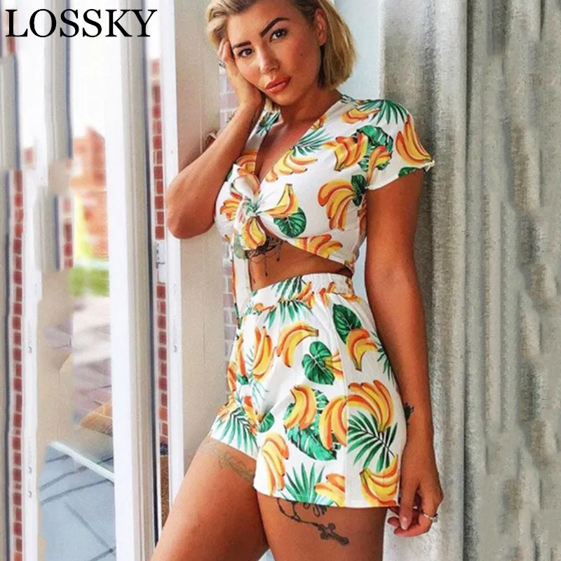 

2019 Summer Women Sext Beach 2 Pieces Sets Banana Floral Print Blouse And Shorts Sweet Yellow Crop Tops Outfits 2 Pcs Suit Femme