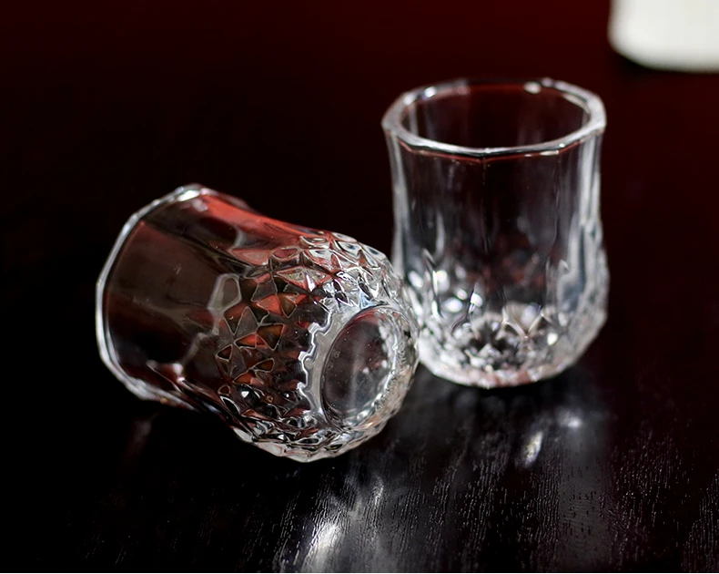 Набор из 6 тяжелой базы машина сделал рюмки бессвинцовые бокал для ликера очки для водки spirit drinks 50 мл