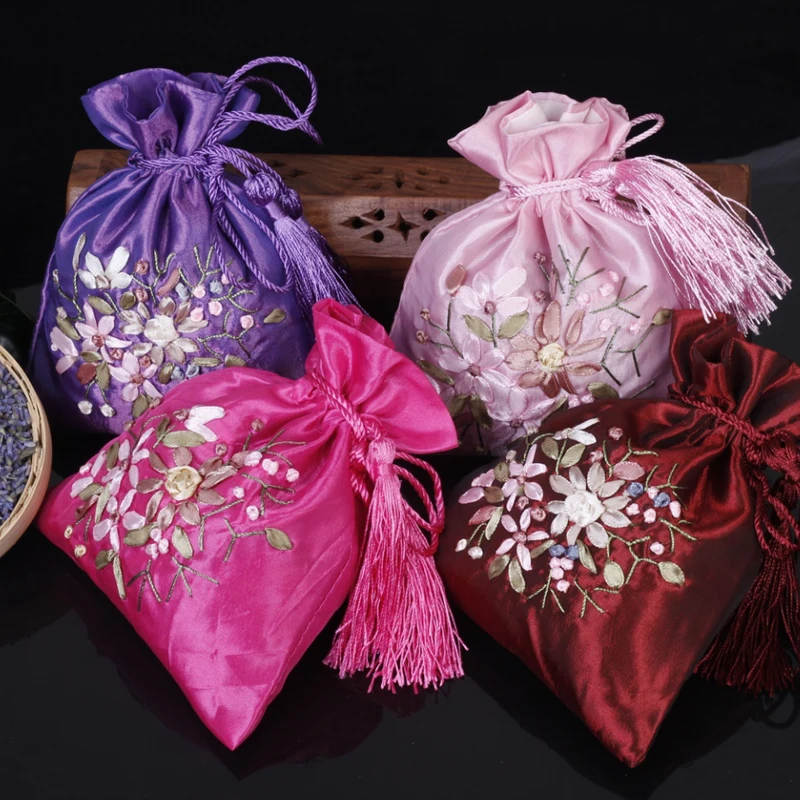 

Handmade Ribbon Embroidery Big Jewelry Gift Bag Tassel Drawstring Bead Necklace Bangle Storage Pouch Satin Wedding Candy Package