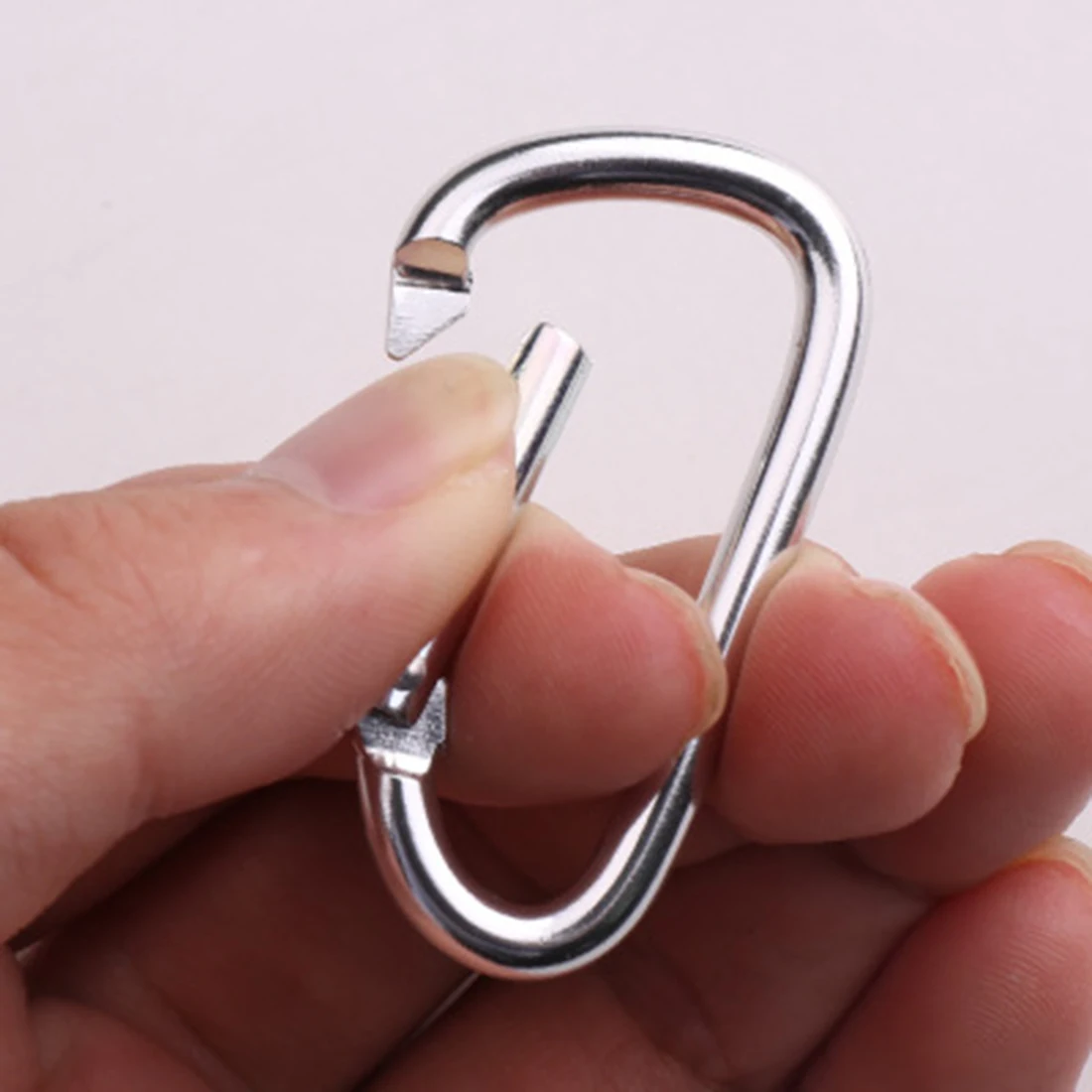 

10pcs D-Ring Carabiner Camping Survival Tool Outdoor Key Chain Climbing Carabiner Screw Lock Hook Aluminum Hanging Buckle