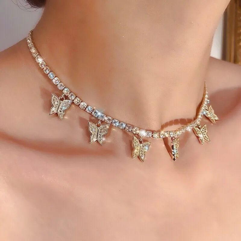 

Modyle 2020 New Women Jewelry Butterfly Pendant Necklace Female Rhinestone Shining Statement Crystal Charms Choker Necklace Gift