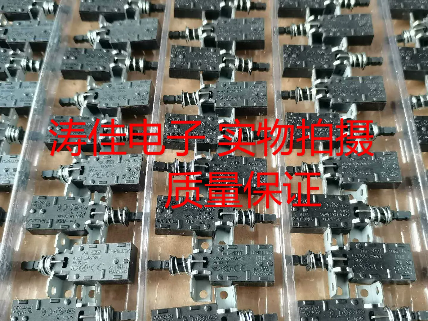 Button switch-1pcs 100% orginal new PWL-2P1T 6A 125/250VAC 4pin button switch, power switch