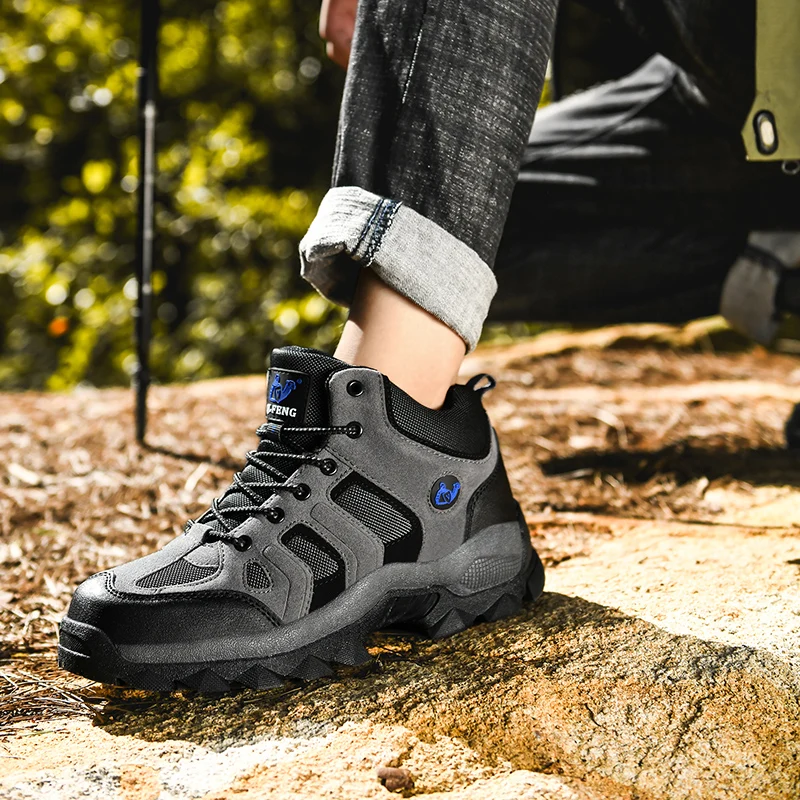 Large Size Outdoor Ankle Boots Men Snow Boots Fashion Lace Up Casual Sneakers Leather Winter Cowboy Footwear Hiking Shoes Spring