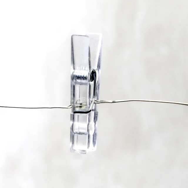 20 db Színes Rugó Függő Klipek Bilincsek Műanyag Ruha Sor Mini Papír Fotók Ruhacsipeszek Kézműves Dekorációs Csapok - Image 5