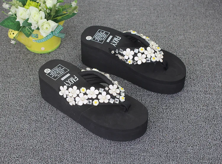 

FM End Little Daisy DIY Flower Flip-flops Women's Summer Platform Thick Bottomed Slanted Heel Beach Slippers