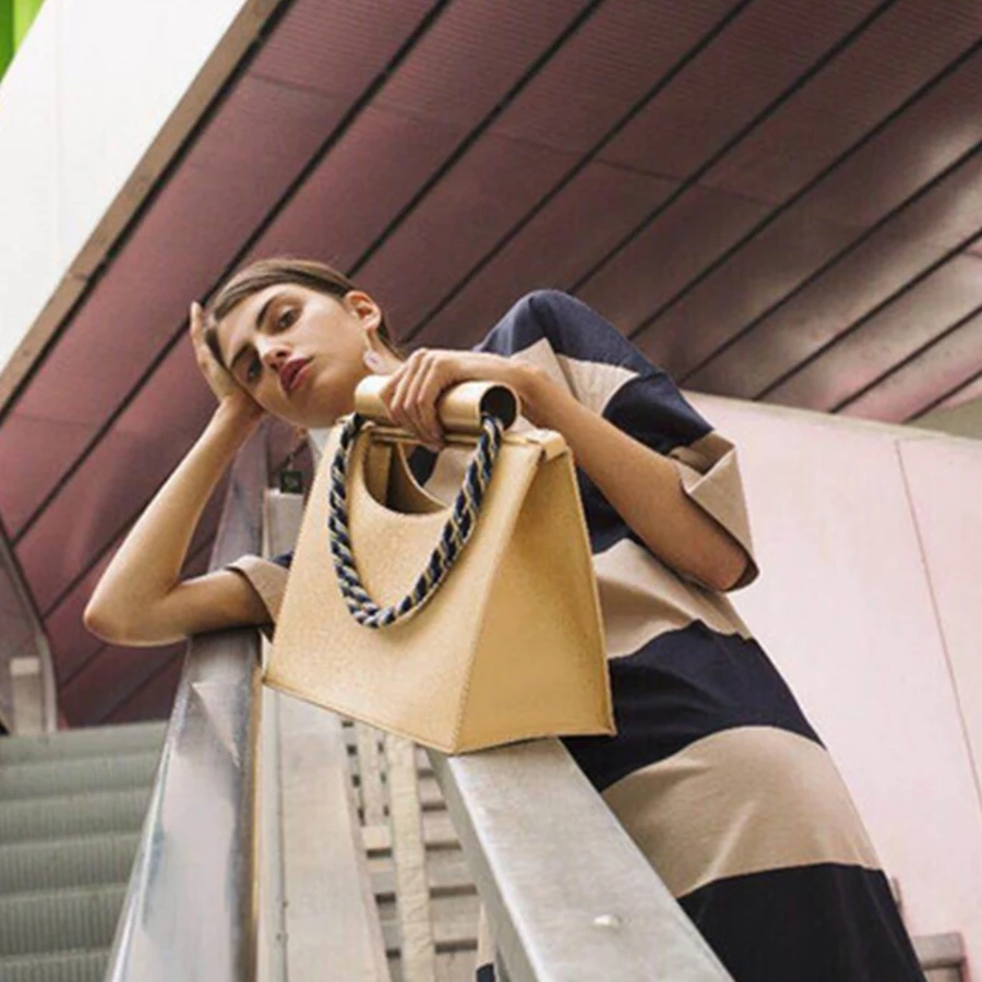 Модные женские сумки с большим металлическим браслетом, дизайнерские брендовые квадратные сумки на плечо, вместительные сумки, винтажные женские кошельки, клатч