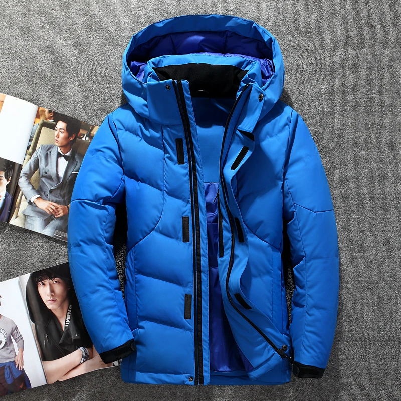 Мужской зимний пуховик с капюшоном черная утепленная куртка на утином пуху