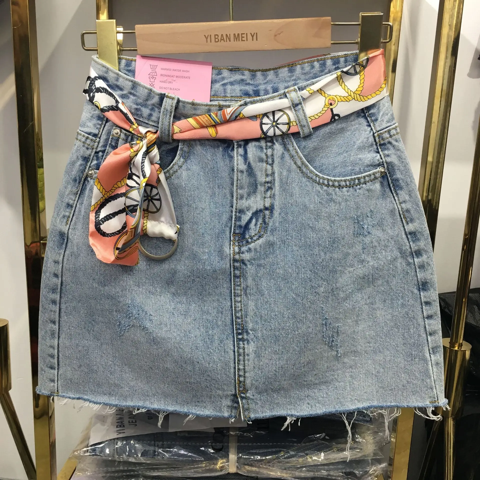 

Ozhouzhan 2019 Summer New Style High-waisted Slimming Denim Skirt European Goods A- line Skirt Fashion with Small Silk Belt
