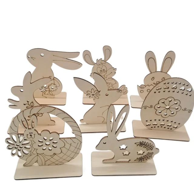 수제 나무 계란 장식으로 따뜻하고 축제인 부활절 분위기 연출