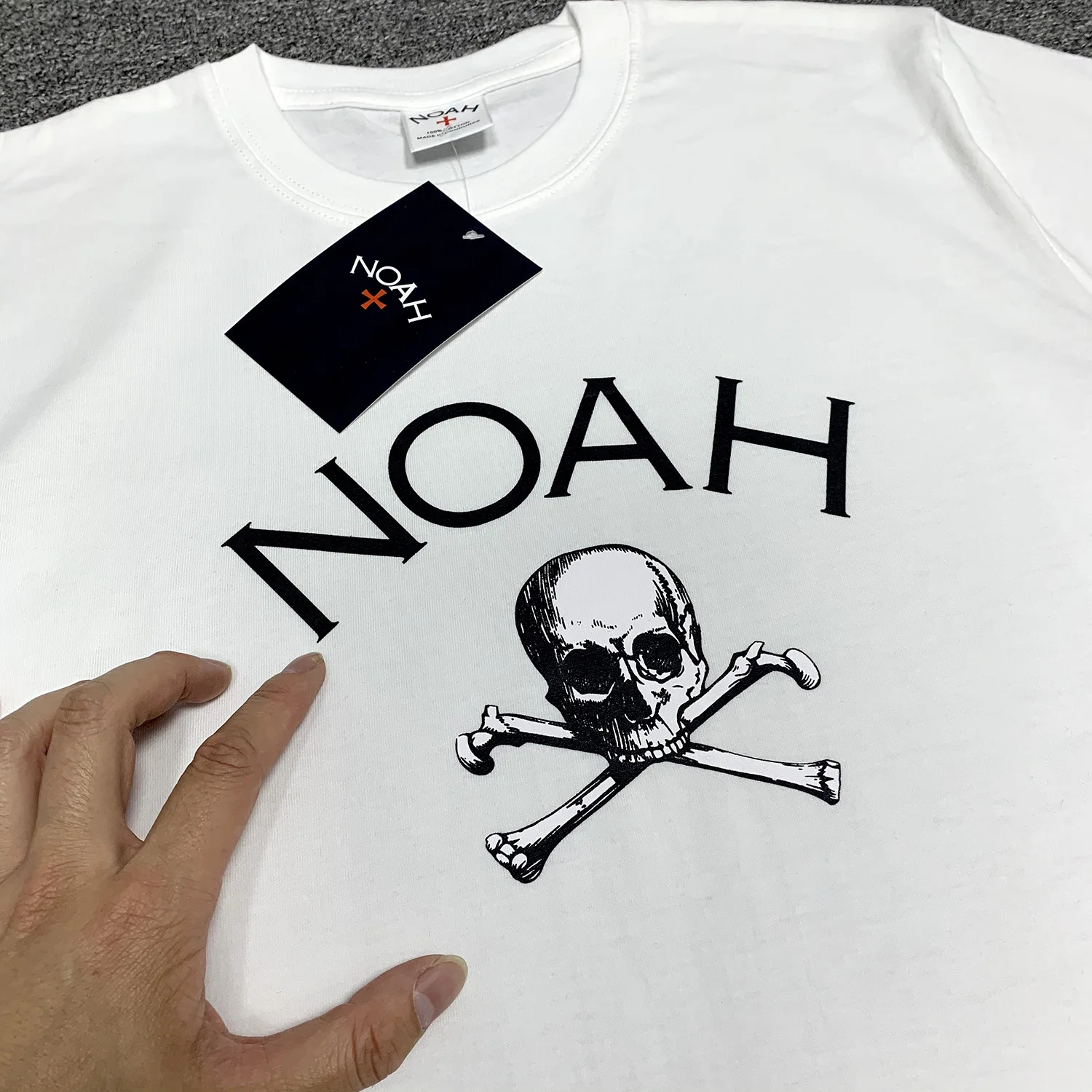 noah skull tee