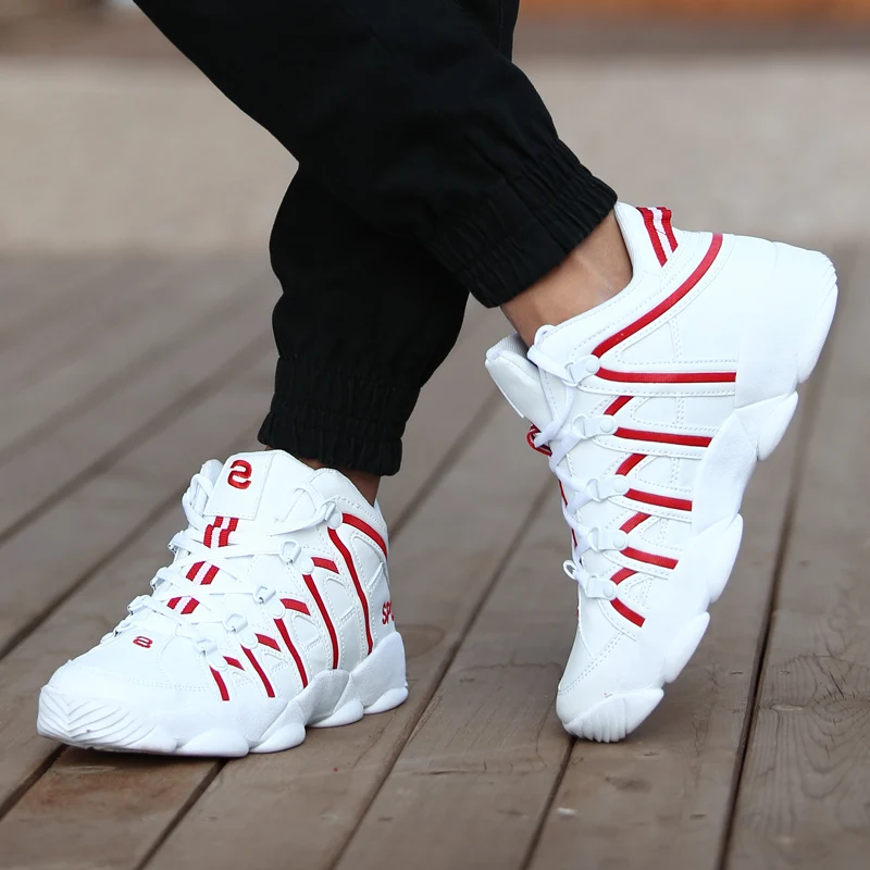 Autumn Winter Men Shoes Casual Trendy Thick Bottom Sneakers Strapped Non-slip Luxury Breathable Leather Sports Shoes 2021 New