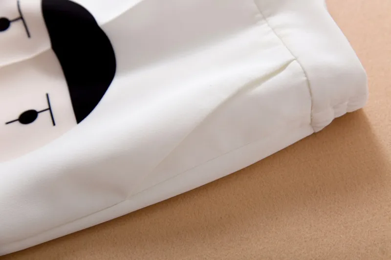 9062379432_886690810