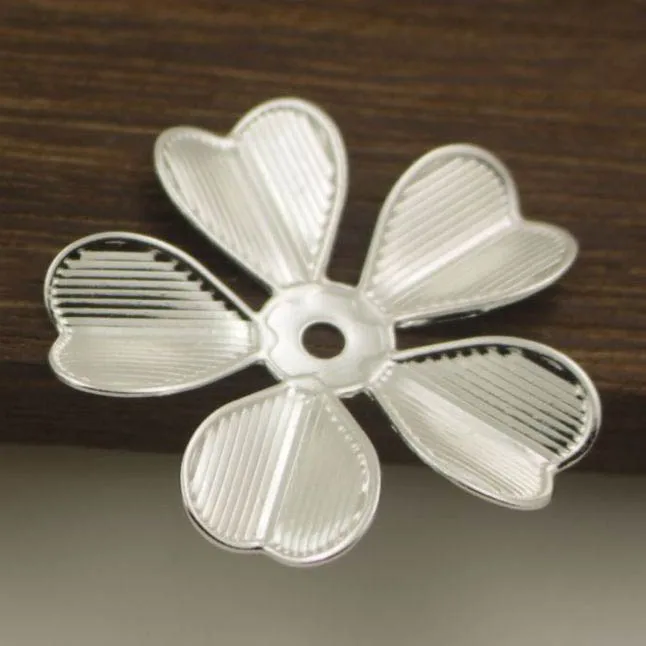 Silver Color 50 шт. 5 лепестков листьев цветок бусина спейсер для Шарм-браслетов качество латунных металлических золотых серебряных цветов DIY питания невесты аксессуары для волос - Цвет: Silver Color