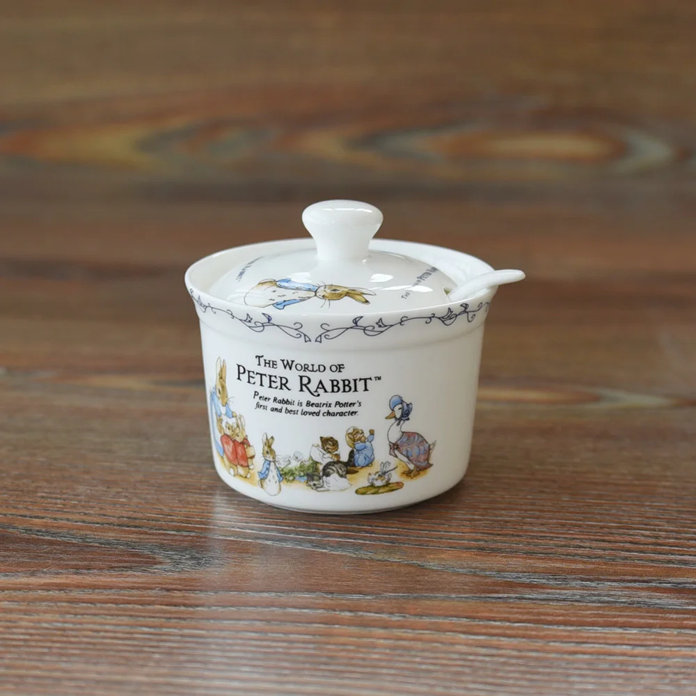 

Hello Peter Rabbit Ceramic Sugar Bowl With Lid And Spoon Seasoning Salt Pot Miel Condiment Spice Jar Potes Sauce Cups Suikerpot