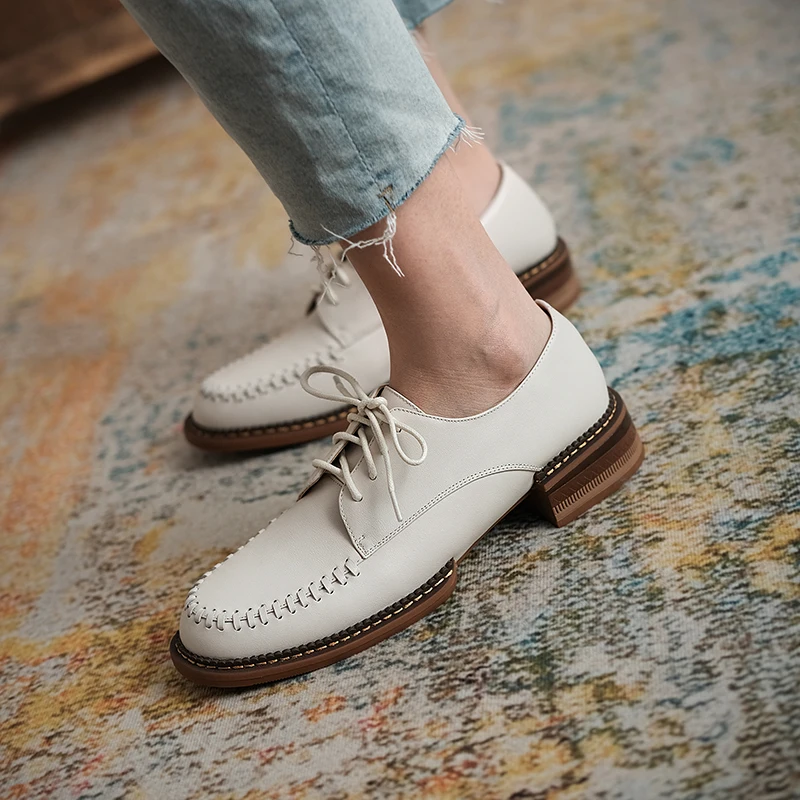 

Spring and autumn 2020 new all-match lace-up thick heel small leather shoes retro stitching square toe single shoes female X350