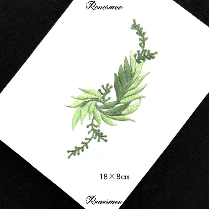 12703843760_892375017_副本