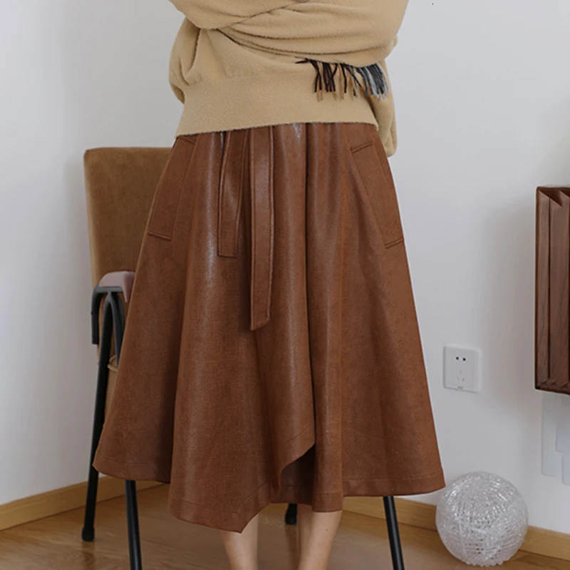 TWOTWINSTYLE комплект из искусственной кожи из двух предметов для женщин пальто с длинным рукавом и стоячим воротником юбки с высокой талией женские костюмы модные новые