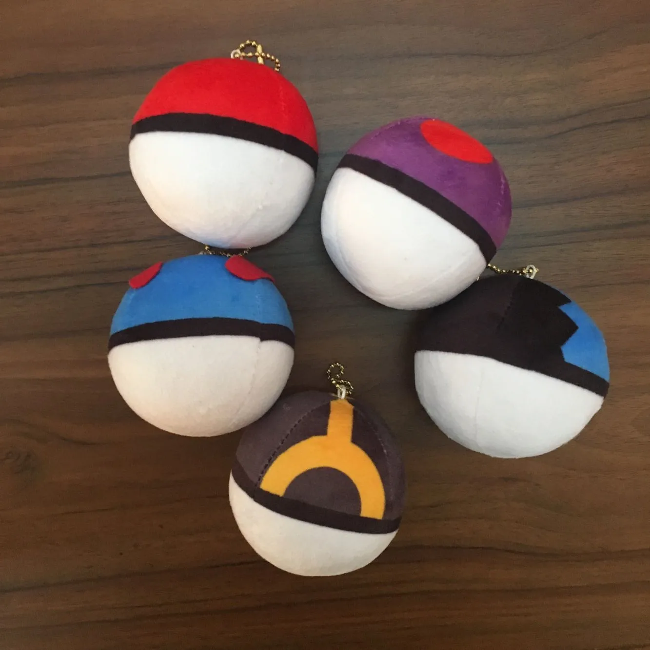 

Anime Pokemon Car Bag Keyring Holder Pendant go Pikachu's Poke Ball Cosplay Plush Stuffed Toy Doll Keychain Accessory