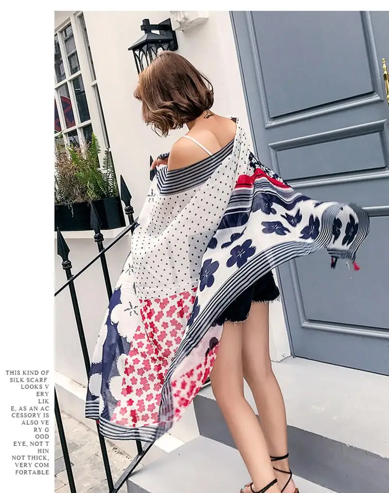 4540850422_590449100