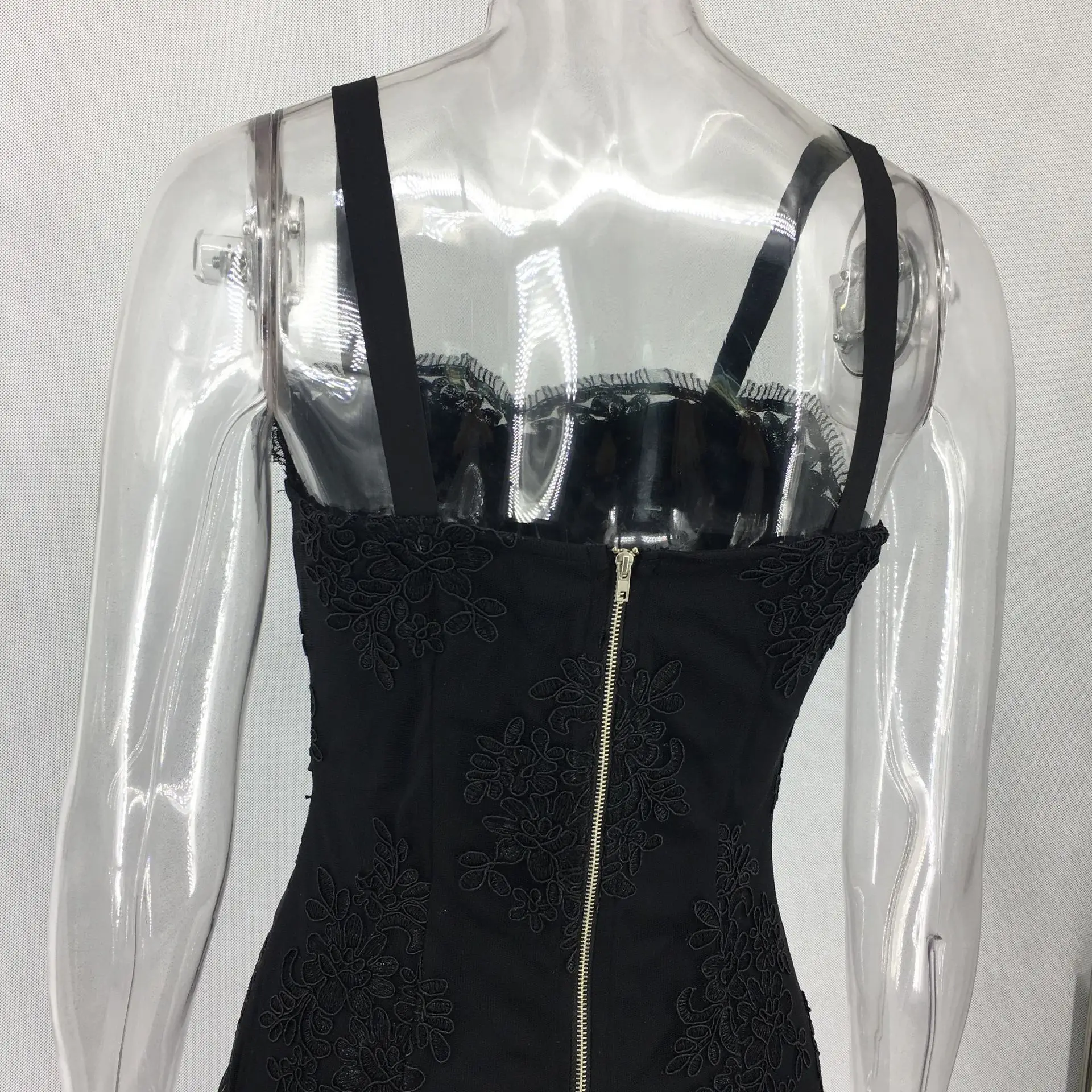 BacklakeGirls дизайн сексуальное женское кружевное платье длиной до колена на тонких бретелях Элегантное Белое черное коктейльное платье без рукавов