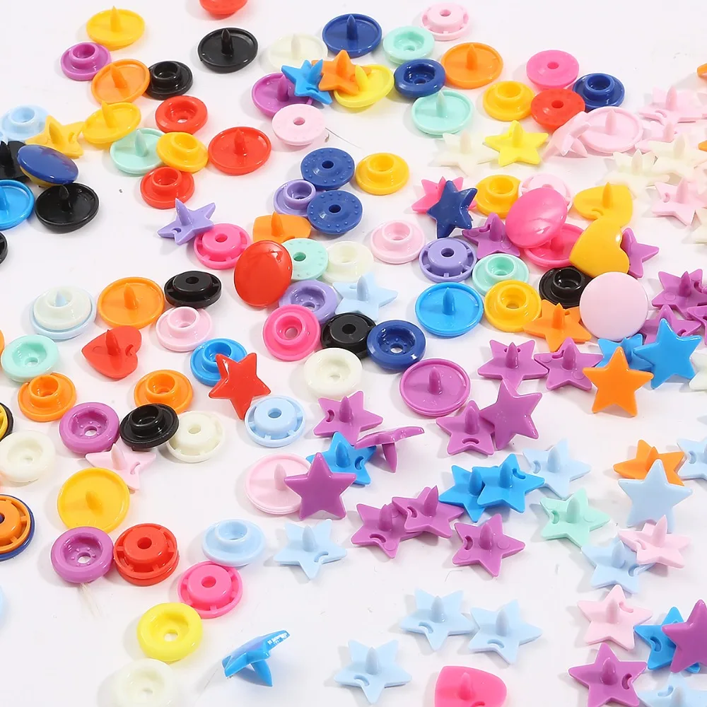 Description Picture 4 of item10/20sets Heart/Star Shaped T5 Plastic Snap Button Fastener Press Buttons For Baby Clothes Clips Buttons Garment Accessories