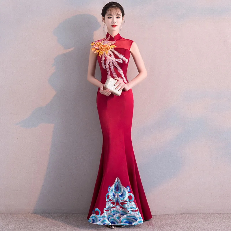 Красный Русалка Вышивка Cheongsam современные невесты вечерние платья Qi Pao женское китайское свадебное платье Qipao продвижение халат - Цвет: wine red