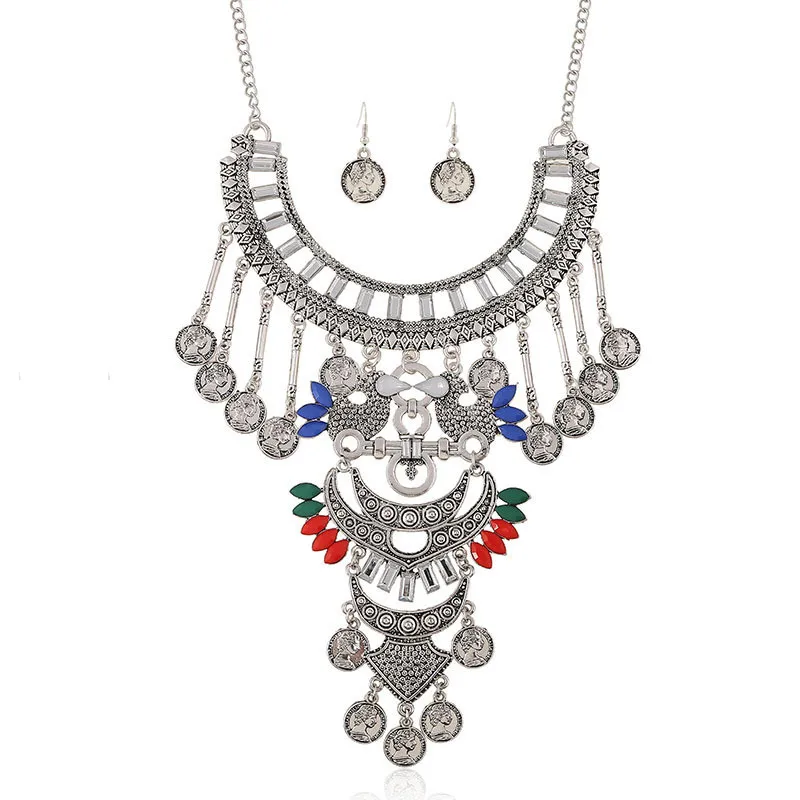 

Vintage Silver Carved Beauty Head Portrait Coin Tassel Crystal Pendant Necklace Earrings Women Fashion Festival Jewelry Sets