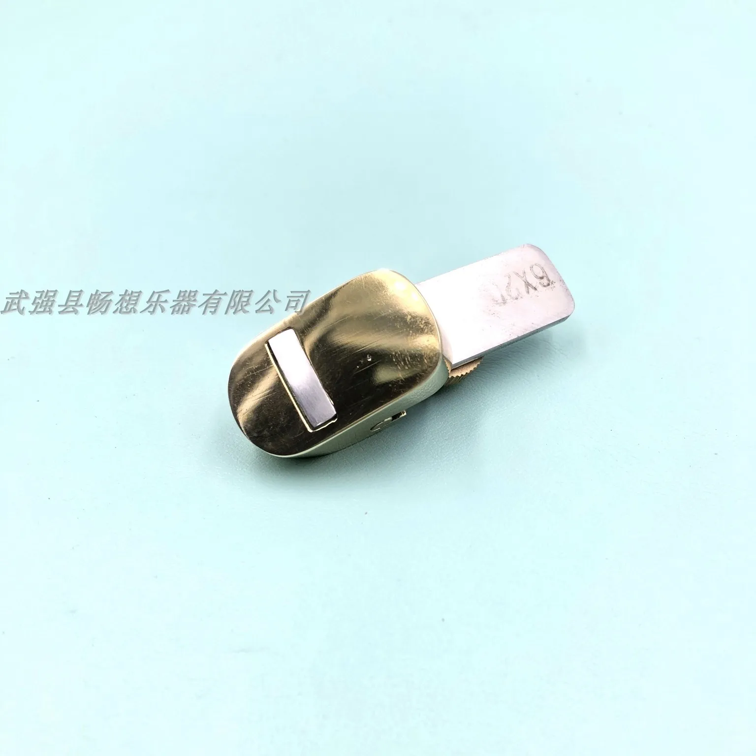 bronze convexo avião, luthier violino que faz ferramentas