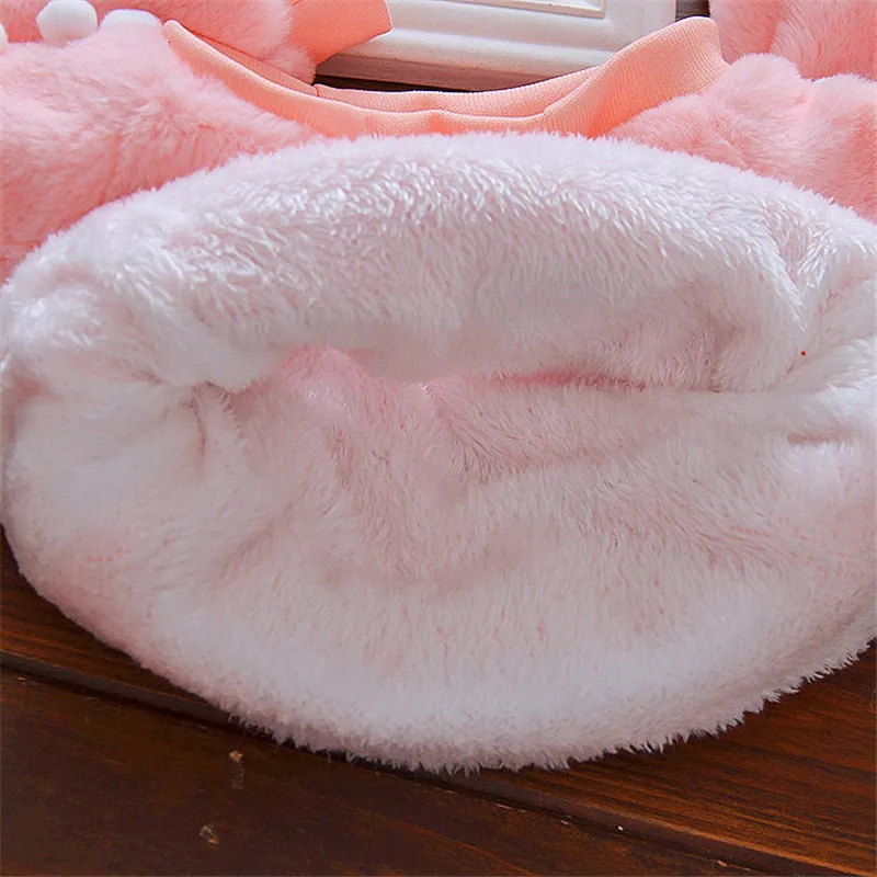 4589189789_1702989597