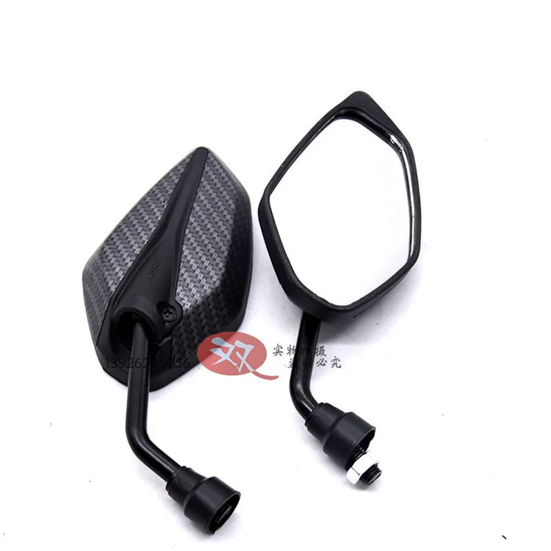 7407831691_982825698