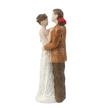 

Romantic Groom The Hand Round Bride Waist Bride Holding Flowers Figurine Resin Cakes Decoration TB Sale