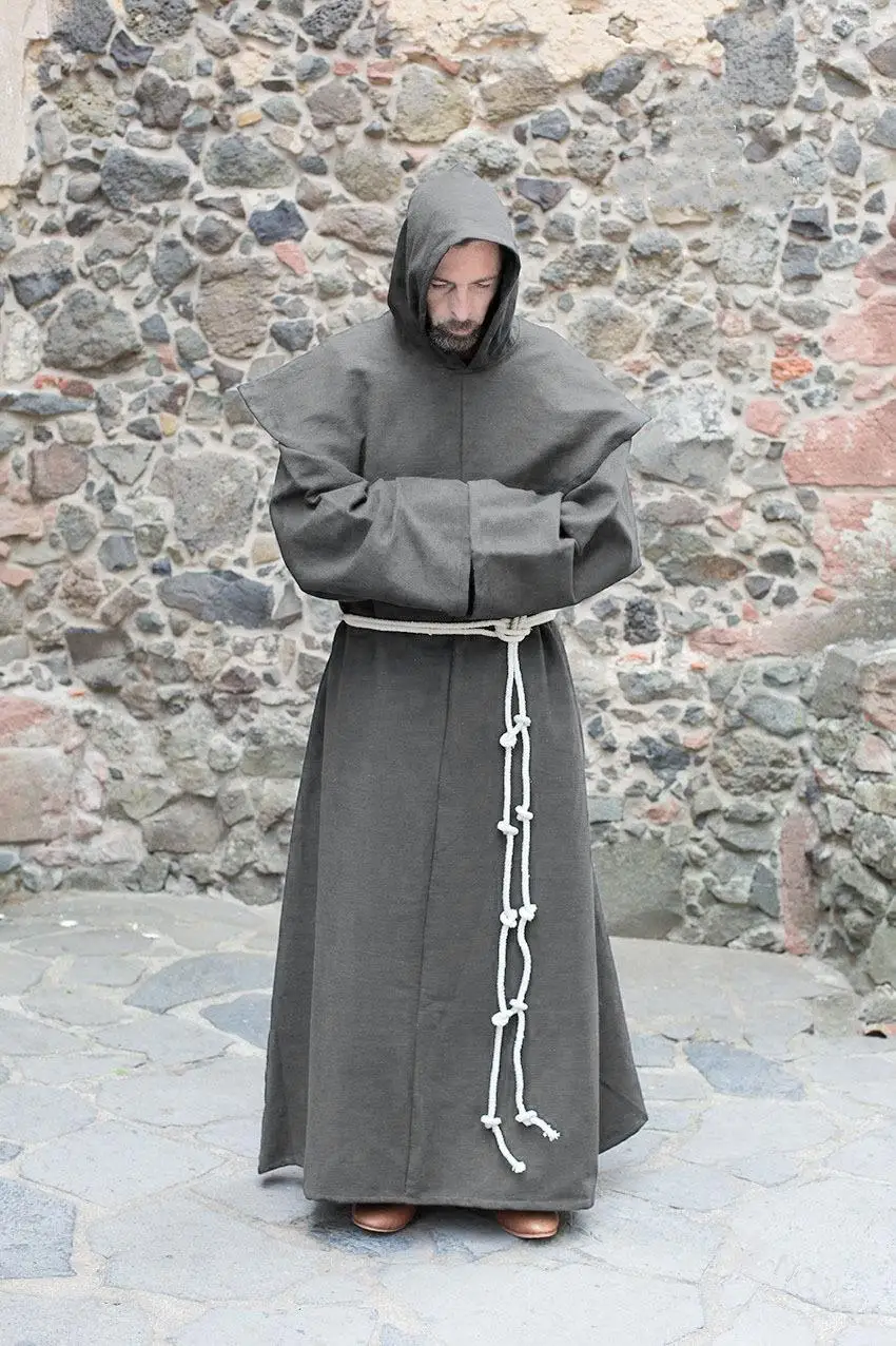 Medieval Tunic Vintage Hooded Men Cosplay Monk Costume Retro Solid Christian Robe Gown Gothic Renaissance Outfit Oversize 5XL - Цвет: Gray