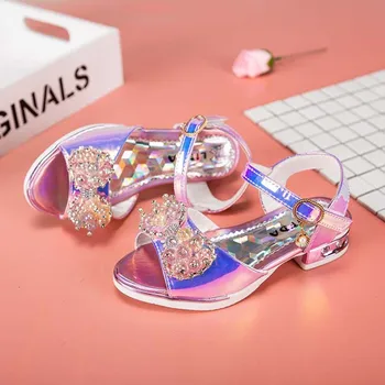 

2020 Luxury Crystal Baby Sandals Baby Girls Rhinestone Beach Sandal Kids Children Dressing Shoes Summer Girl Dancing Shoes Pink