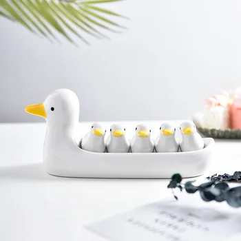

Ceramic chopstick holder chopstick holder chopstick pillow painted ceramic duck Japanese chopstick holder chopstick holder set