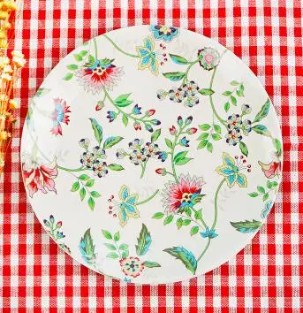 5pcs 8 inch Floral Round Plastic Plates Dinner Set Plates and Dishes Dishes and Plates sets Christmas Dessert& Bread Plates - Цвет: photo color