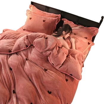 

Queen Comforter Sets Warm Gold Mink Four Piece Set Winter 1.5/1.8m Bed Sheet Double Double Faced Gold Mink Set BB50YY