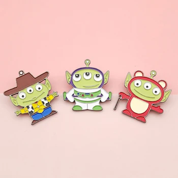 

Three-eyed alien brooch cute cartoon Korean version of the chest buckle bag shoes accessories dress jewelry enamel small badge
