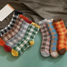 Клетчатые коралловые бархатные носки без пятки; носки для сна для женщин; сезон осень-зима; плотные теплые махровые домашние носки-тапочки для девочек; рождественские носки