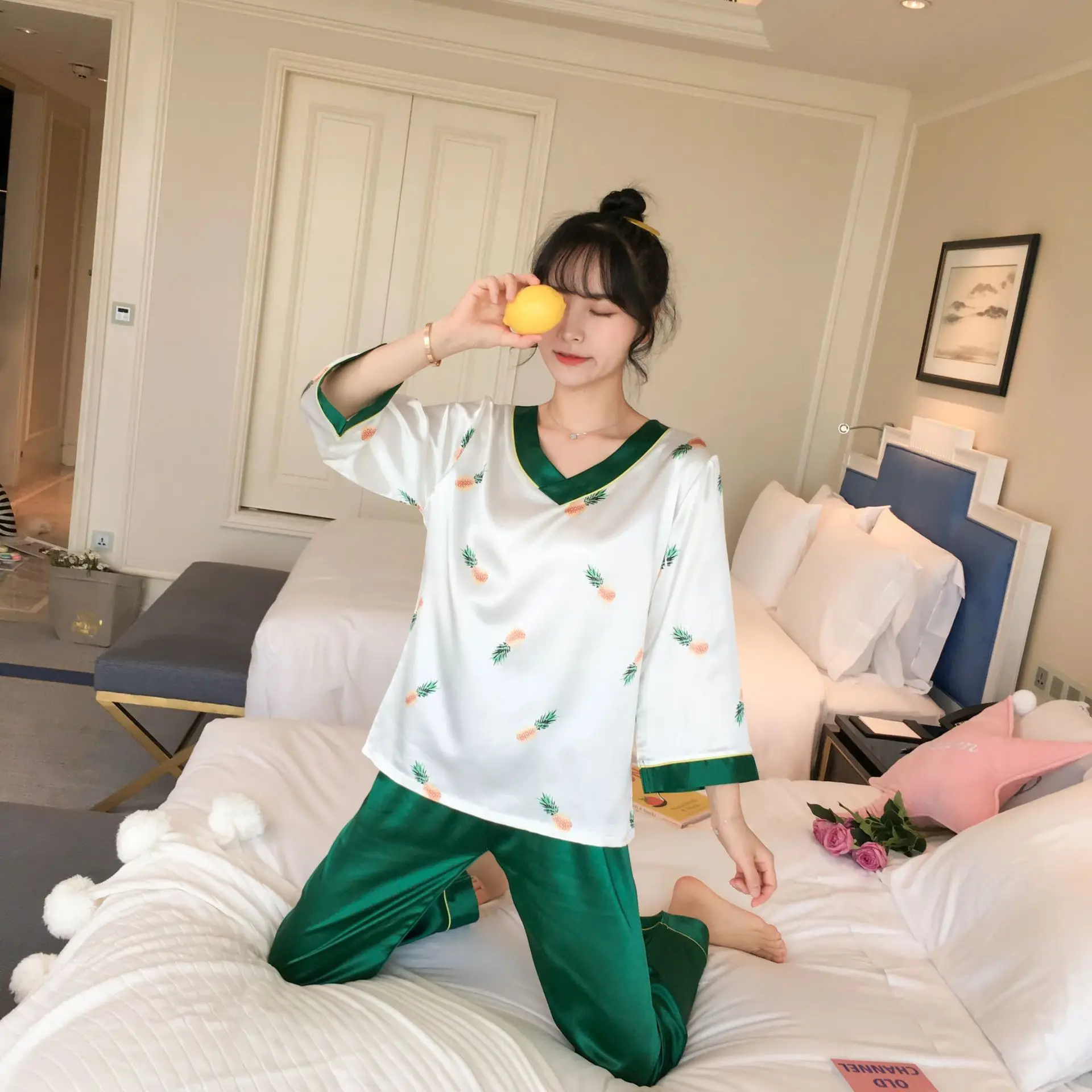 

921 # Small Pineapple Pullover QN Long Sleeve Trousers Pajamas Homewear Set Series
