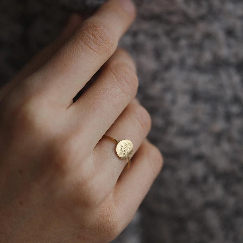 Delicate Oval Wildflowers Ring Dainty Flora Bouquet Birth Flower Collection Minimalist Feminist Ring For Women finger ring ring set