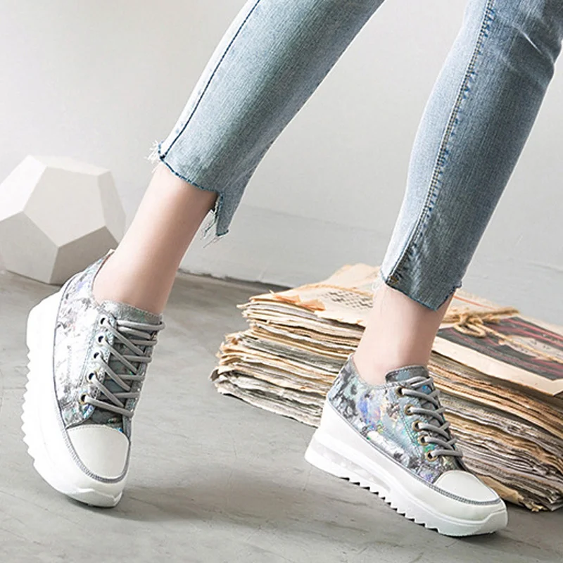 Women Sneakers Platform Running Shoes Brand Women Shoes Lace Up Flowers Basket Shoes Woman Vulcanized Shoes Footwear Trainers