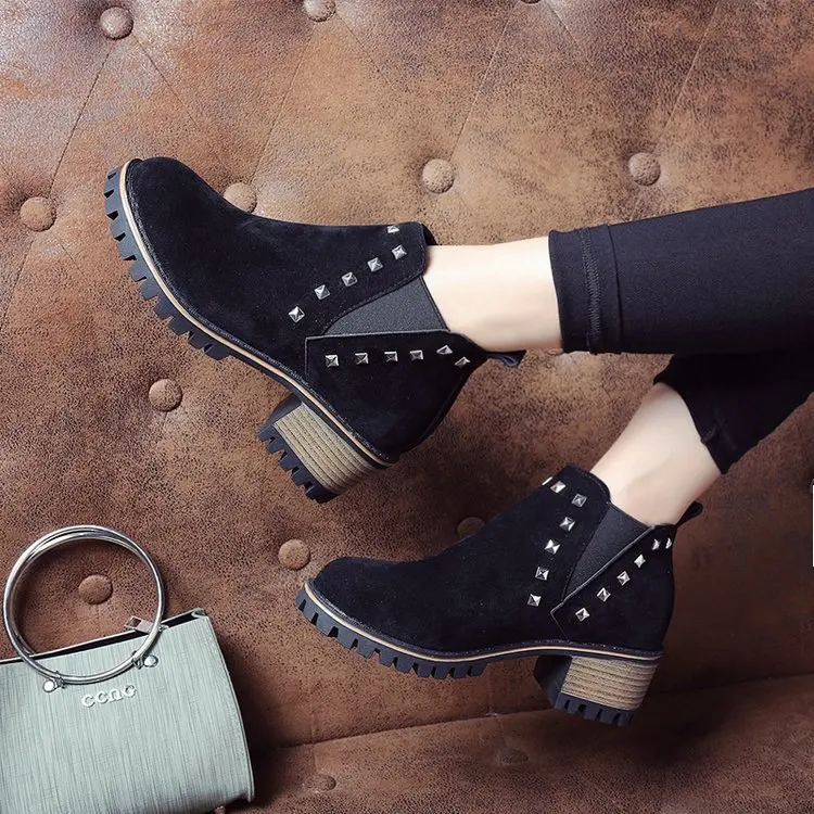 

Square Heel Med Chelsea Boots Women Round Toe Slip-on Ankle Boots Flock Solid Winter Ladies Shoes