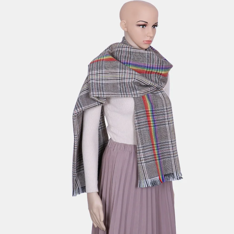 9364421791_544432068