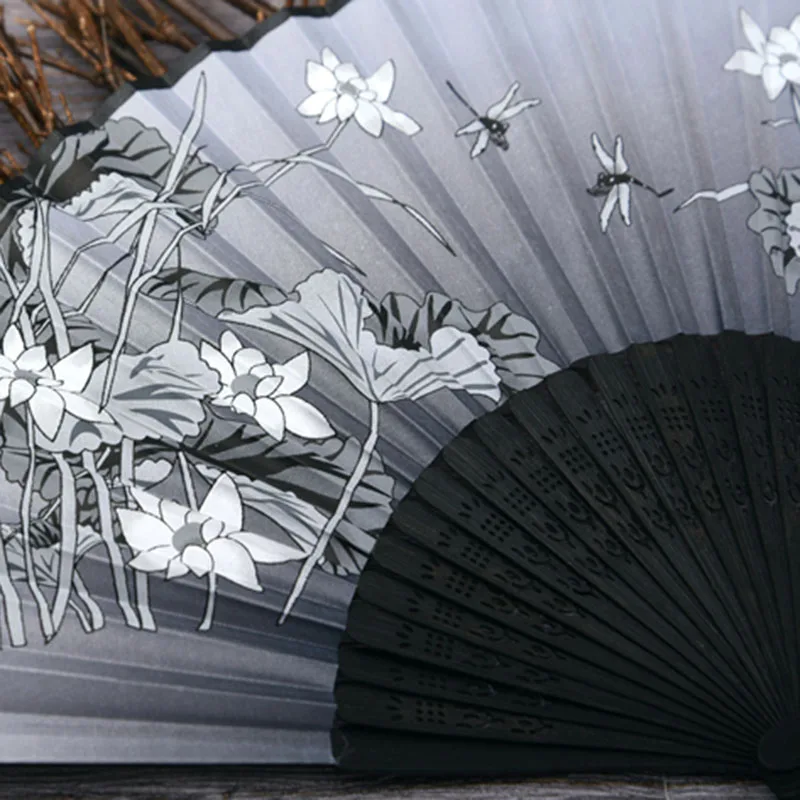 Butterfly Pattern Fan Lily Flowers Fan Wedding Gift