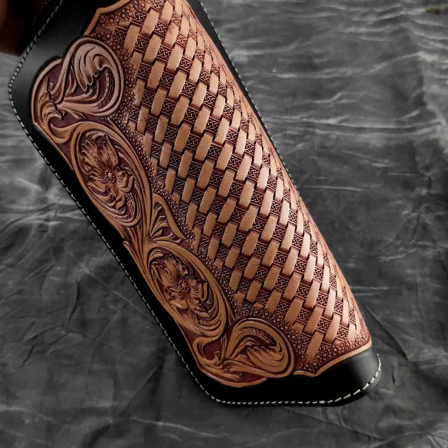 Handmade Ccowhide leather Ccarving men women wallets Japanese long Purse