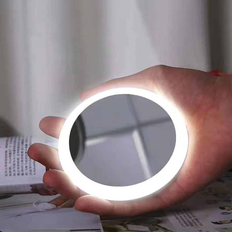 Can Be Put In Handbag Mini Rechargeable Portable Lamp LED Makeup Mirror Travel Vanity Looking Glass Light Fill Light