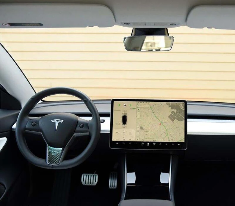 特斯拉方向盘下贴碳纤3