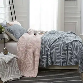 

Aggcual 100% cotton towel blanket geometry gauze summer quilt air-conditioning blanket Nordic bedspread Travel Airplane mat b103