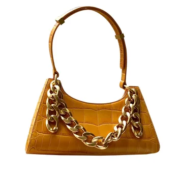 

2020 new pearl chain female bag frog bag shoulder diagonal leather baguette niche underarm bag