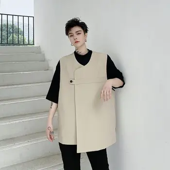 

EWQ / men's wear 2020 Autumn button cardigan asymmetric structure design solid color male vest large size loose waistcoat 9Y3418